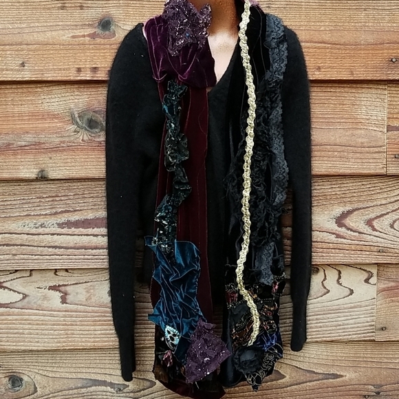Handmade Velvet Scarf pieces recycled vintage trim - Picture 5 of 6